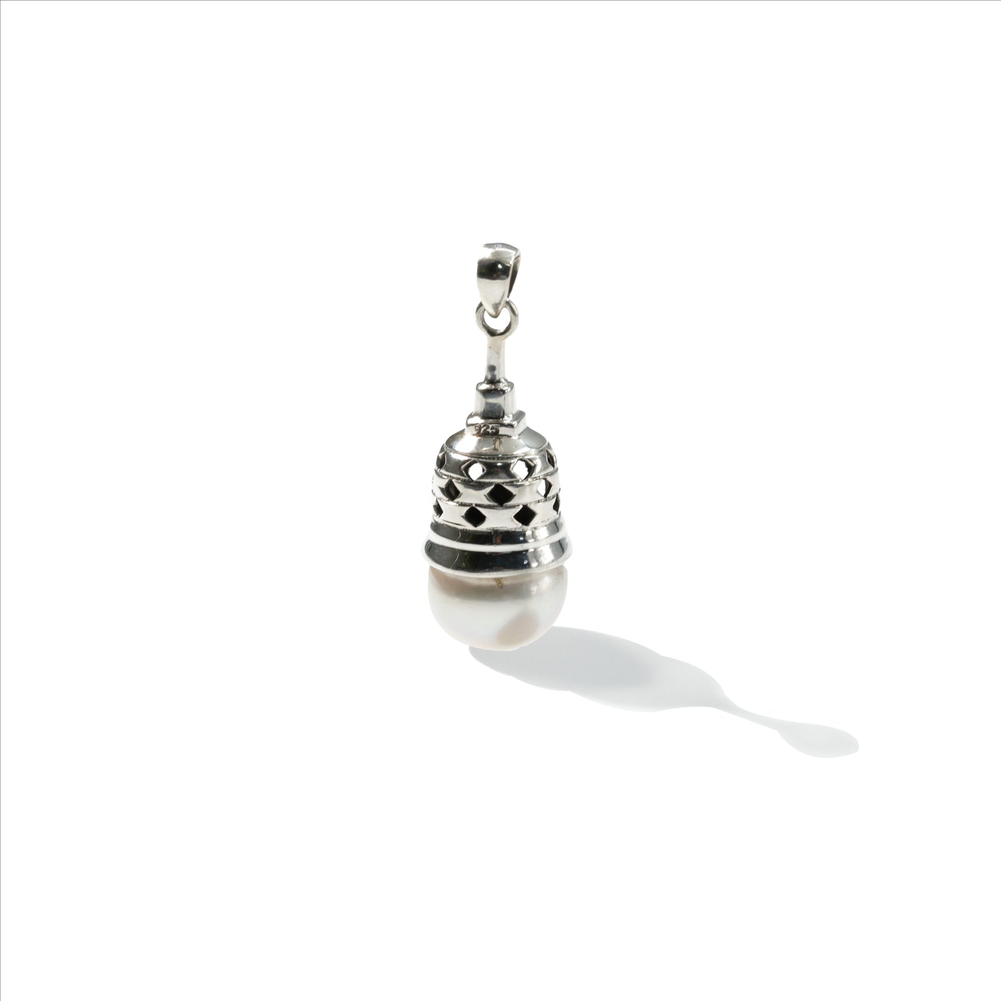 PENDANT STUPA BOROBUDDHA FRESH WATER PEARL